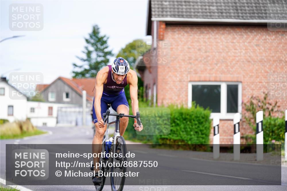 31.08.2025 - Elbe Triathlon Hamburg Michael Burmester http://msf.ph/oto/8687550 31.08.2025 15:05:42 Radfahren  meine-sportfotos.de