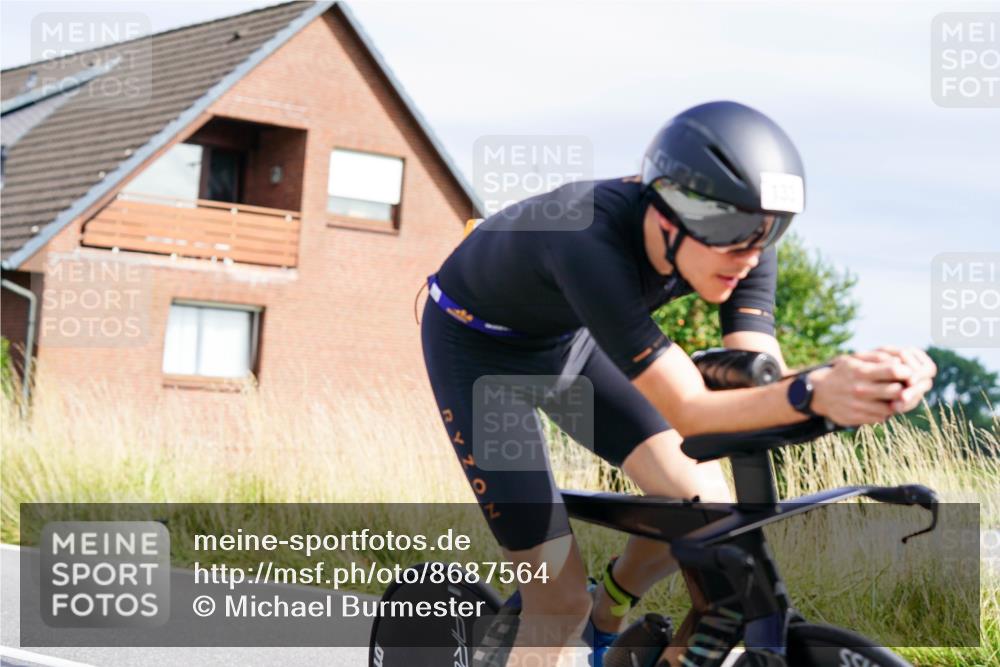 31.08.2025 - Elbe Triathlon Hamburg Michael Burmester http://msf.ph/oto/8687564 31.08.2025 15:07:24 Radfahren  meine-sportfotos.de
