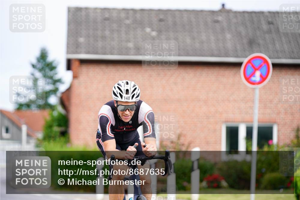 31.08.2025 - Elbe Triathlon Hamburg Michael Burmester http://msf.ph/oto/8687635 31.08.2025 15:13:15 Radfahren  meine-sportfotos.de