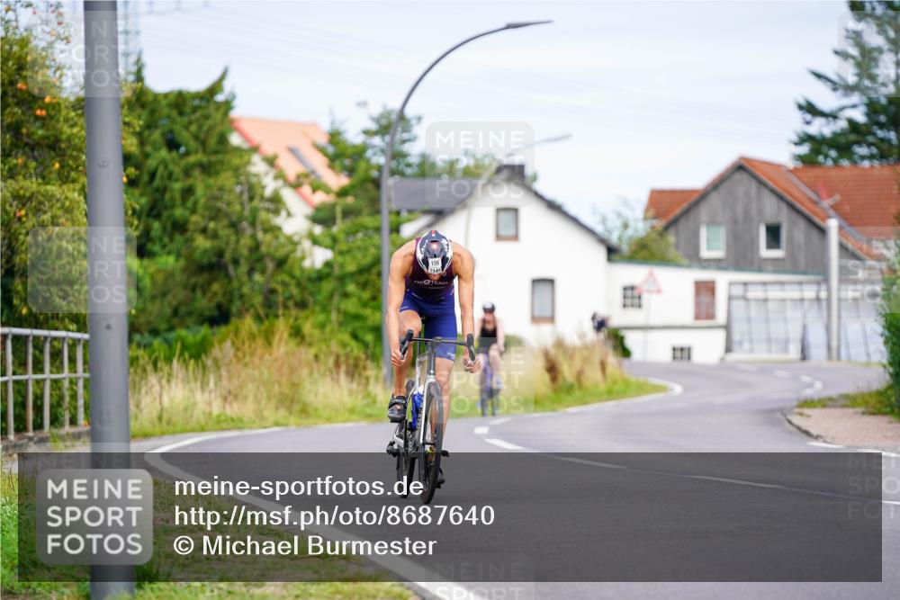 31.08.2025 - Elbe Triathlon Hamburg Michael Burmester http://msf.ph/oto/8687640 31.08.2025 15:13:52 Radfahren  meine-sportfotos.de