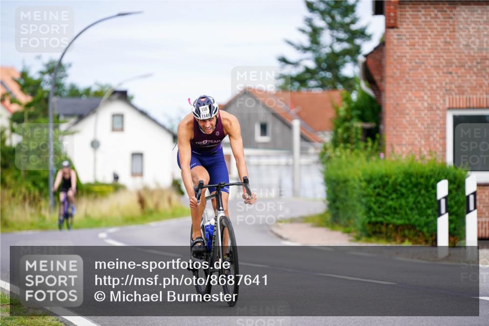 31.08.2025 - Elbe Triathlon Hamburg Michael Burmester http://msf.ph/oto/8687641 31.08.2025 15:13:52 Radfahren  meine-sportfotos.de