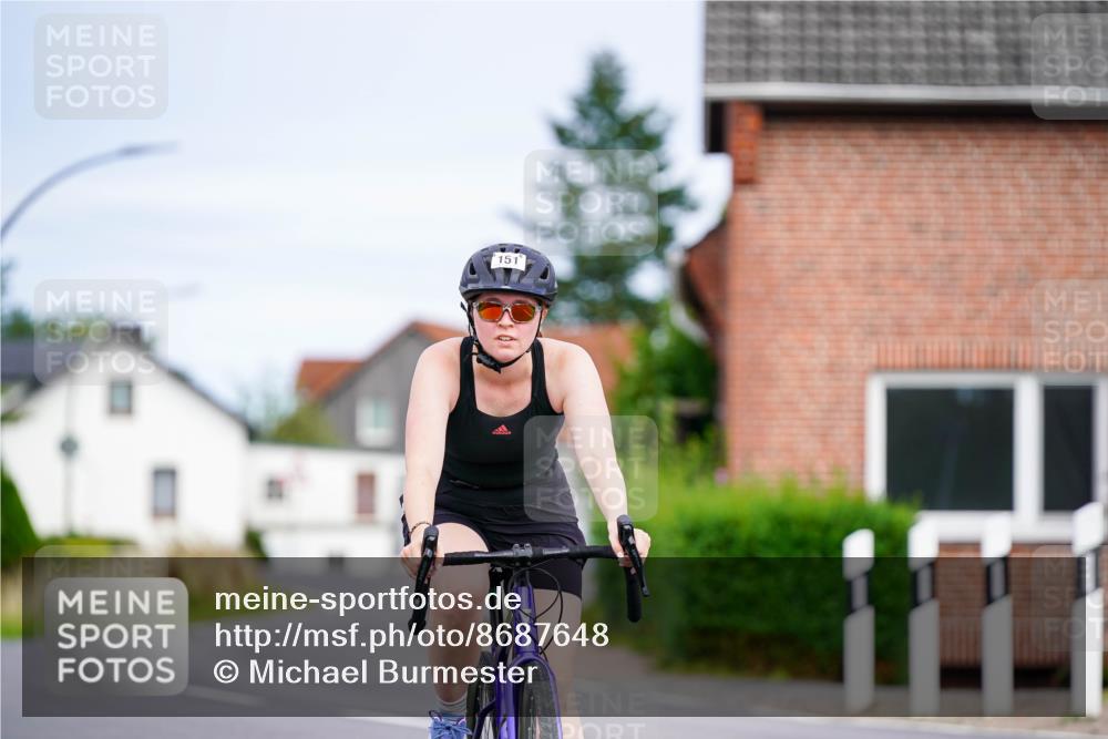 31.08.2025 - Elbe Triathlon Hamburg Michael Burmester http://msf.ph/oto/8687648 31.08.2025 15:14:00 Radfahren  meine-sportfotos.de