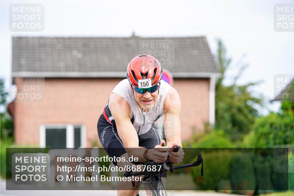 31.08.2025 - Elbe Triathlon Hamburg Michael Burmester http://msf.ph/oto/8687687 31.08.2025 15:17:19 Radfahren  meine-sportfotos.de