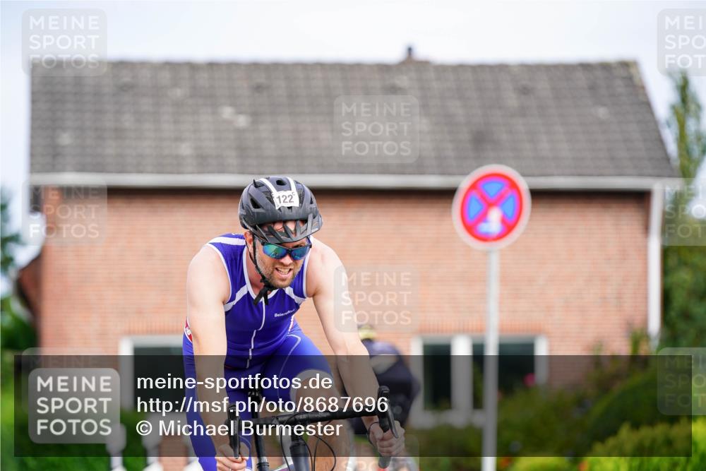 31.08.2025 - Elbe Triathlon Hamburg Michael Burmester http://msf.ph/oto/8687696 31.08.2025 15:17:23 Radfahren  meine-sportfotos.de