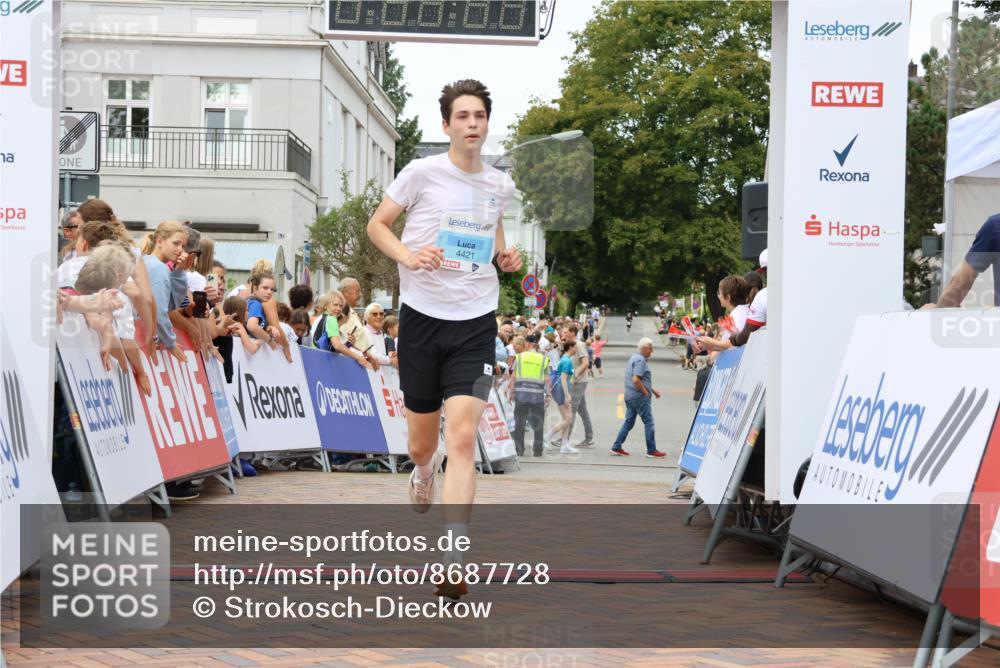 31.08.2025 - 21. Blankeneser Heldenlauf Strokosch-Dieckow http://msf.ph/oto/8687728 31.08.2025 11:57:01 Ziel 4421 meine-sportfotos.de