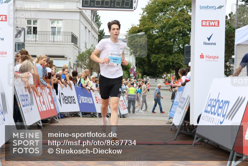 31.08.2025 - 21. Blankeneser Heldenlauf Strokosch-Dieckow http://msf.ph/oto/8687734 31.08.2025 11:57:01 Ziel 4421 meine-sportfotos.de