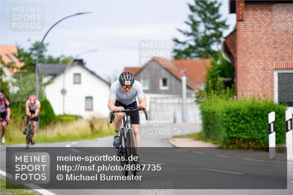 31.08.2025 - Elbe Triathlon Hamburg Michael Burmester http://msf.ph/oto/8687735 31.08.2025 15:21:21 Radfahren  meine-sportfotos.de