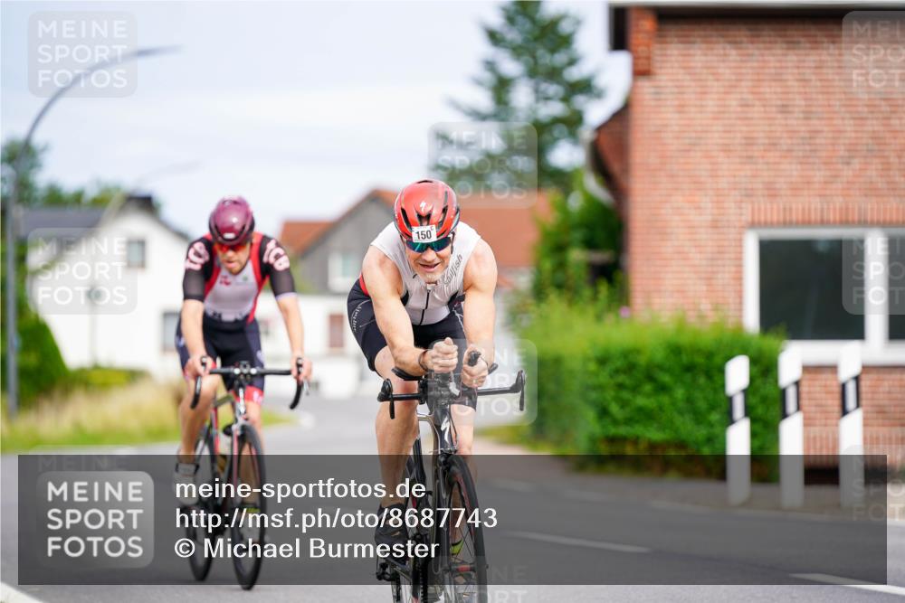 31.08.2025 - Elbe Triathlon Hamburg Michael Burmester http://msf.ph/oto/8687743 31.08.2025 15:21:24 Radfahren  meine-sportfotos.de