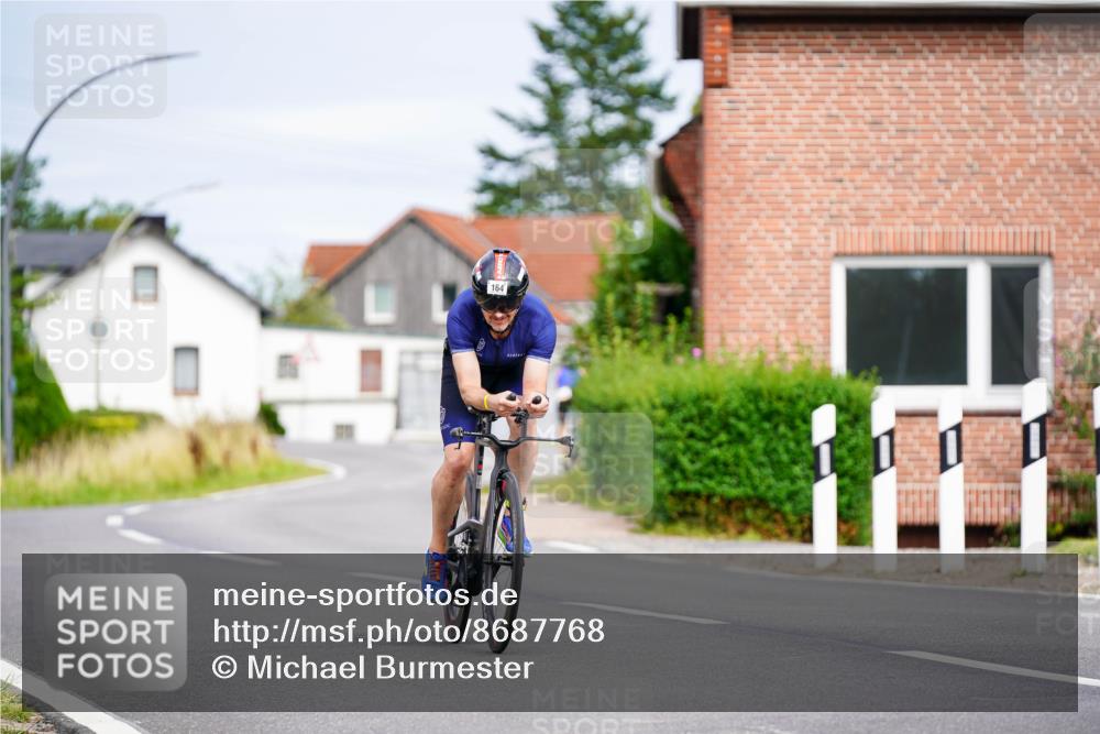 31.08.2025 - Elbe Triathlon Hamburg Michael Burmester http://msf.ph/oto/8687768 31.08.2025 15:22:58 Radfahren  meine-sportfotos.de