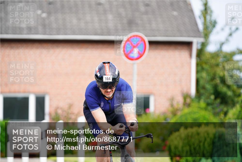 31.08.2025 - Elbe Triathlon Hamburg Michael Burmester http://msf.ph/oto/8687771 31.08.2025 15:22:59 Radfahren  meine-sportfotos.de