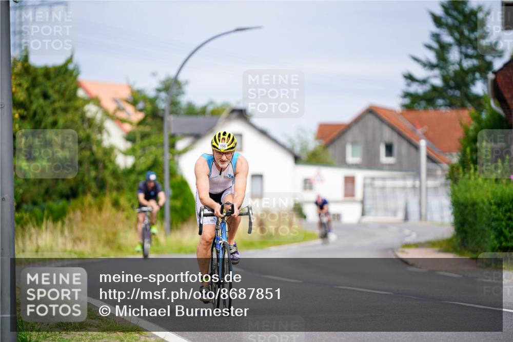 31.08.2025 - Elbe Triathlon Hamburg Michael Burmester http://msf.ph/oto/8687851 31.08.2025 15:26:58 Radfahren  meine-sportfotos.de