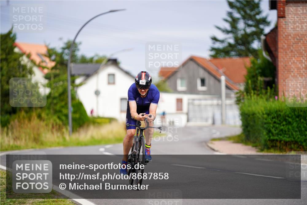 31.08.2025 - Elbe Triathlon Hamburg Michael Burmester http://msf.ph/oto/8687858 31.08.2025 15:27:04 Radfahren  meine-sportfotos.de