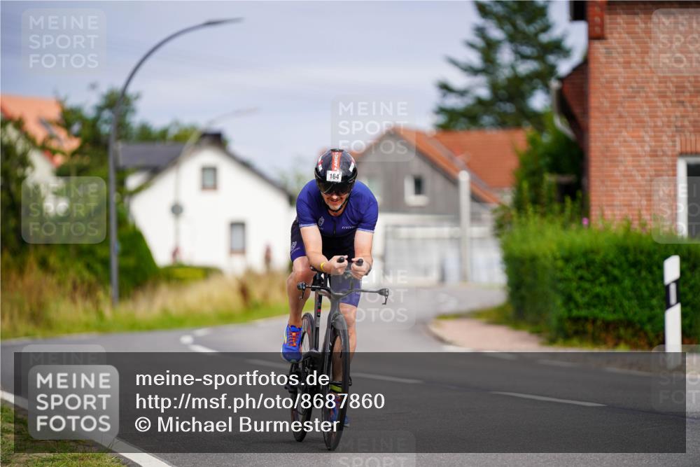 31.08.2025 - Elbe Triathlon Hamburg Michael Burmester http://msf.ph/oto/8687860 31.08.2025 15:27:04 Radfahren  meine-sportfotos.de