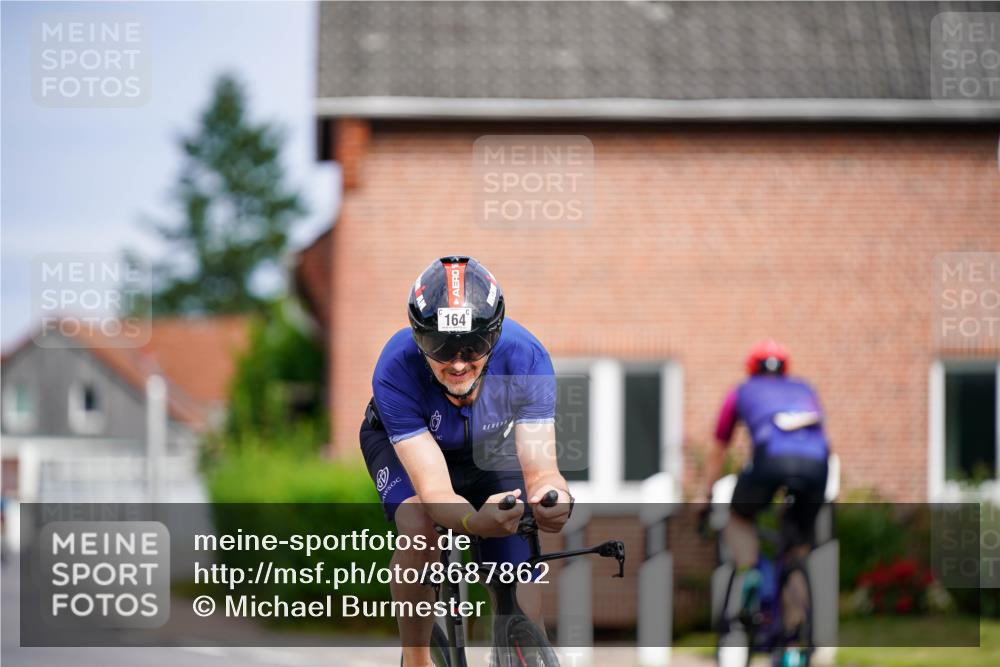 31.08.2025 - Elbe Triathlon Hamburg Michael Burmester http://msf.ph/oto/8687862 31.08.2025 15:27:05 Radfahren  meine-sportfotos.de