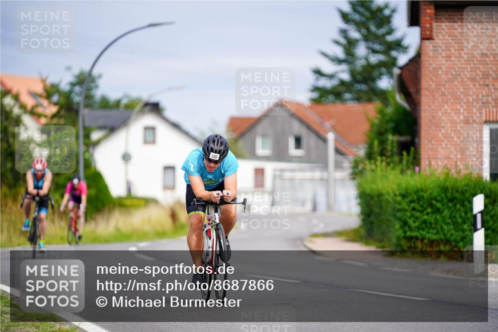 31.08.2025 - Elbe Triathlon Hamburg Michael Burmester http://msf.ph/oto/8687866 31.08.2025 15:27:13 Radfahren  meine-sportfotos.de