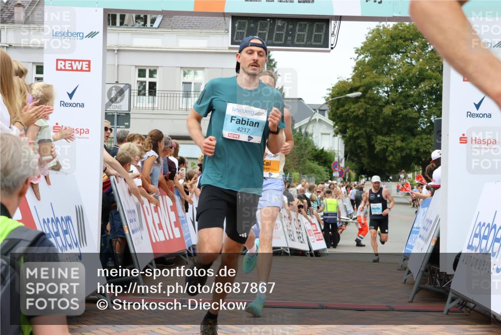 31.08.2025 - 21. Blankeneser Heldenlauf Strokosch-Dieckow http://msf.ph/oto/8687867 31.08.2025 11:56:33 Ziel 5615, 4265, 4217, 4211 meine-sportfotos.de