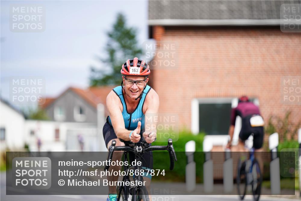 31.08.2025 - Elbe Triathlon Hamburg Michael Burmester http://msf.ph/oto/8687874 31.08.2025 15:27:16 Radfahren  meine-sportfotos.de