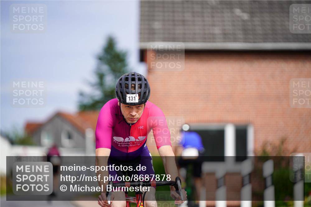 31.08.2025 - Elbe Triathlon Hamburg Michael Burmester http://msf.ph/oto/8687878 31.08.2025 15:27:19 Radfahren  meine-sportfotos.de
