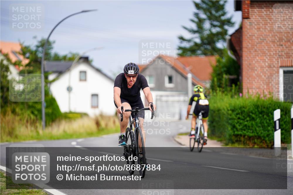 31.08.2025 - Elbe Triathlon Hamburg Michael Burmester http://msf.ph/oto/8687884 31.08.2025 15:27:42 Radfahren  meine-sportfotos.de
