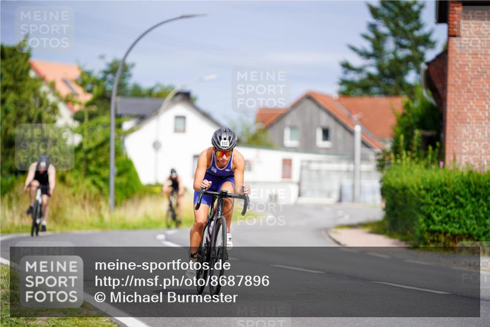 31.08.2025 - Elbe Triathlon Hamburg Michael Burmester http://msf.ph/oto/8687896 31.08.2025 15:29:00 Radfahren  meine-sportfotos.de