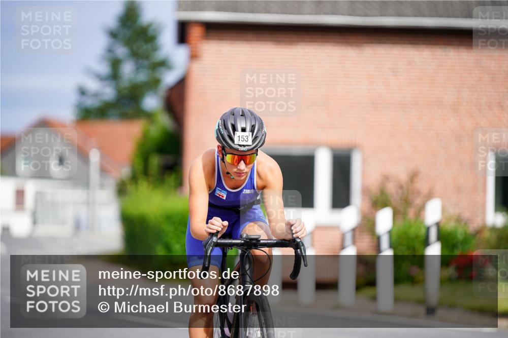 31.08.2025 - Elbe Triathlon Hamburg Michael Burmester http://msf.ph/oto/8687898 31.08.2025 15:29:01 Radfahren  meine-sportfotos.de