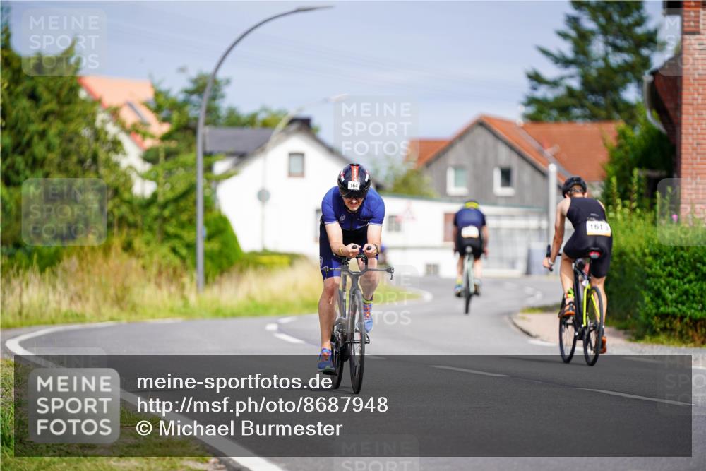 31.08.2025 - Elbe Triathlon Hamburg Michael Burmester http://msf.ph/oto/8687948 31.08.2025 15:31:11 Radfahren  meine-sportfotos.de