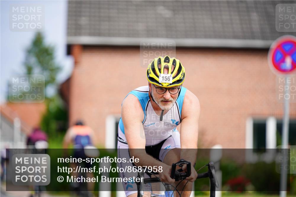 31.08.2025 - Elbe Triathlon Hamburg Michael Burmester http://msf.ph/oto/8687958 31.08.2025 15:31:42 Radfahren  meine-sportfotos.de