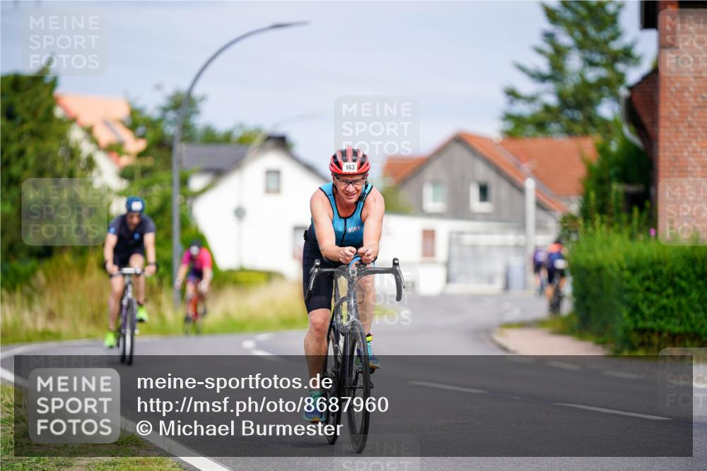 31.08.2025 - Elbe Triathlon Hamburg Michael Burmester http://msf.ph/oto/8687960 31.08.2025 15:31:47 Radfahren  meine-sportfotos.de