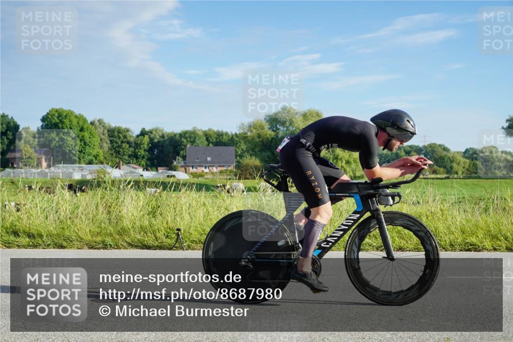 31.08.2025 - Elbe Triathlon Hamburg Michael Burmester http://msf.ph/oto/8687980 31.08.2025 08:36:22 Radfahren 206, 224, 243 meine-sportfotos.de