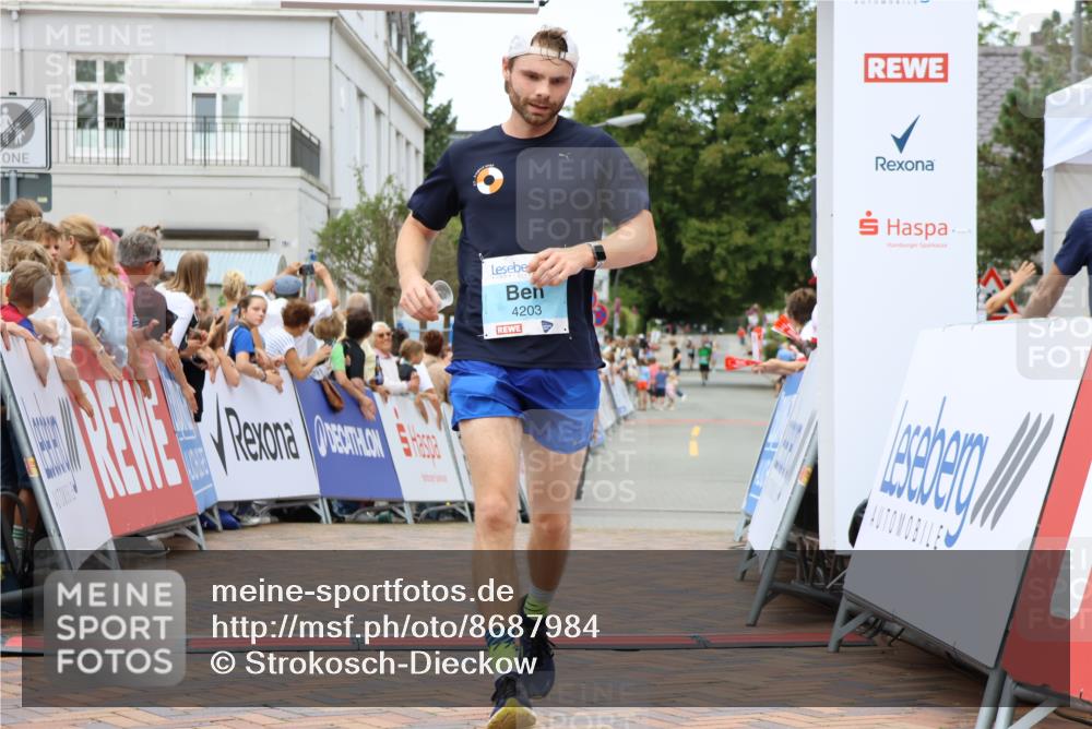 31.08.2025 - 21. Blankeneser Heldenlauf Strokosch-Dieckow http://msf.ph/oto/8687984 31.08.2025 11:56:08 Ziel 4203 meine-sportfotos.de