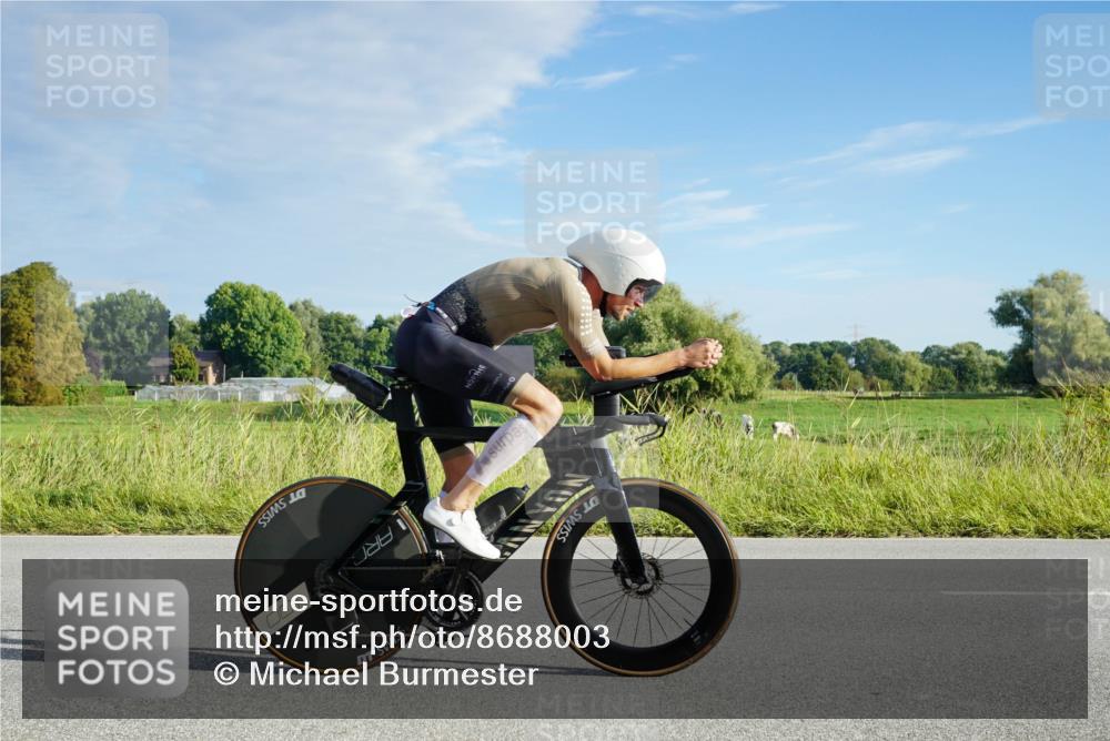 31.08.2025 - Elbe Triathlon Hamburg Michael Burmester http://msf.ph/oto/8688003 31.08.2025 08:39:23 Radfahren 191, 200, 209, 232, 238 meine-sportfotos.de