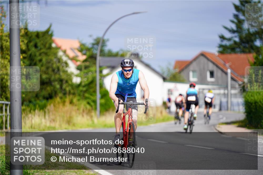 31.08.2025 - Elbe Triathlon Hamburg Michael Burmester http://msf.ph/oto/8688040 31.08.2025 15:33:53 Radfahren  meine-sportfotos.de