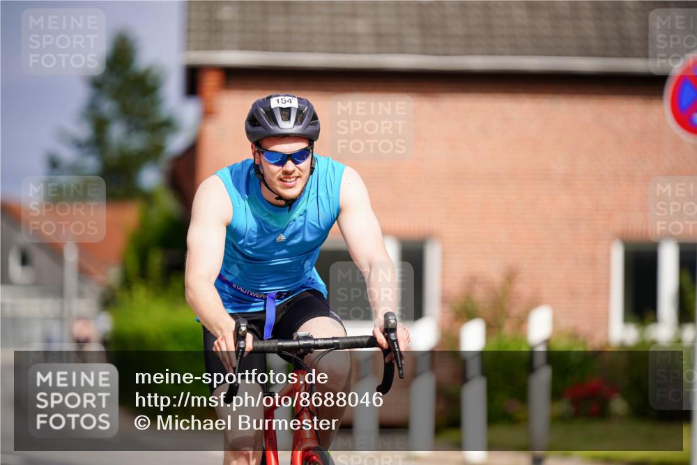 31.08.2025 - Elbe Triathlon Hamburg Michael Burmester http://msf.ph/oto/8688046 31.08.2025 15:33:54 Radfahren  meine-sportfotos.de
