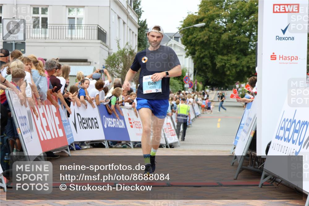 31.08.2025 - 21. Blankeneser Heldenlauf Strokosch-Dieckow http://msf.ph/oto/8688084 31.08.2025 11:56:08 Ziel 4203 meine-sportfotos.de