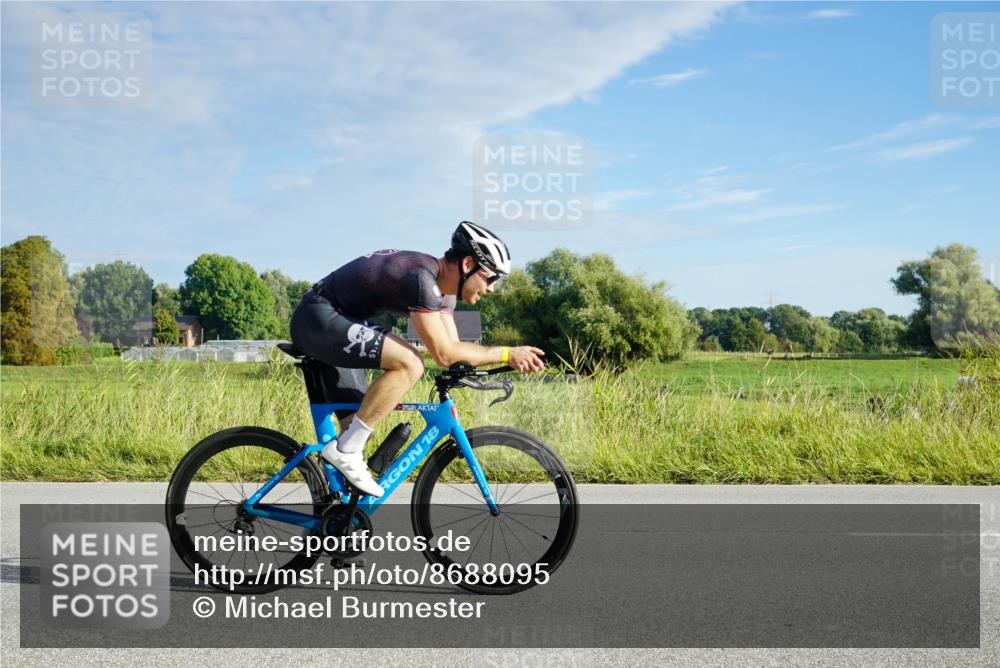 31.08.2025 - Elbe Triathlon Hamburg Michael Burmester http://msf.ph/oto/8688095 31.08.2025 08:45:16 Radfahren 168, 175 meine-sportfotos.de