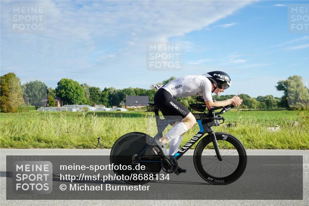31.08.2025 - Elbe Triathlon Hamburg Michael Burmester http://msf.ph/oto/8688134 31.08.2025 08:48:07 Radfahren 170, 213, 243, 274 meine-sportfotos.de