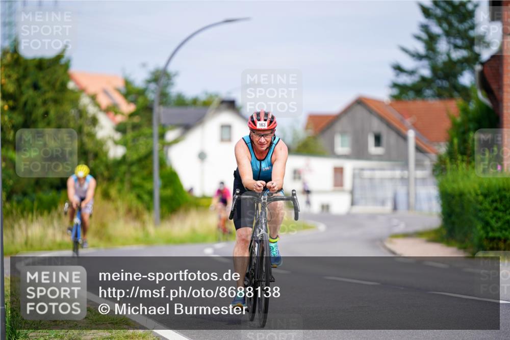 31.08.2025 - Elbe Triathlon Hamburg Michael Burmester http://msf.ph/oto/8688138 31.08.2025 15:36:18 Radfahren  meine-sportfotos.de