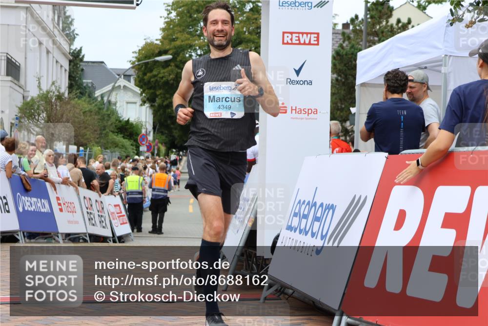 31.08.2025 - 21. Blankeneser Heldenlauf Strokosch-Dieckow http://msf.ph/oto/8688162 31.08.2025 11:55:09 Ziel 4349 meine-sportfotos.de