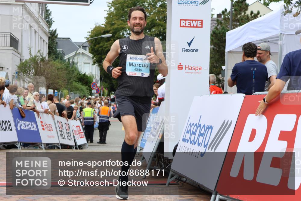 31.08.2025 - 21. Blankeneser Heldenlauf Strokosch-Dieckow http://msf.ph/oto/8688171 31.08.2025 11:55:09 Ziel 4349 meine-sportfotos.de