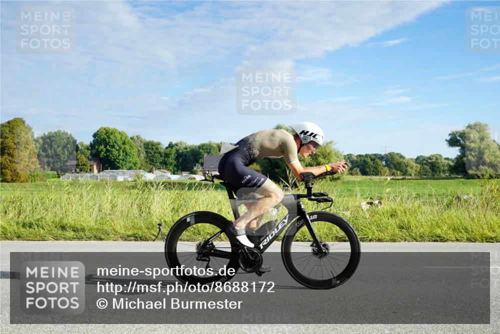 31.08.2025 - Elbe Triathlon Hamburg Michael Burmester http://msf.ph/oto/8688172 31.08.2025 08:50:17 Radfahren 190, 205, 380 meine-sportfotos.de
