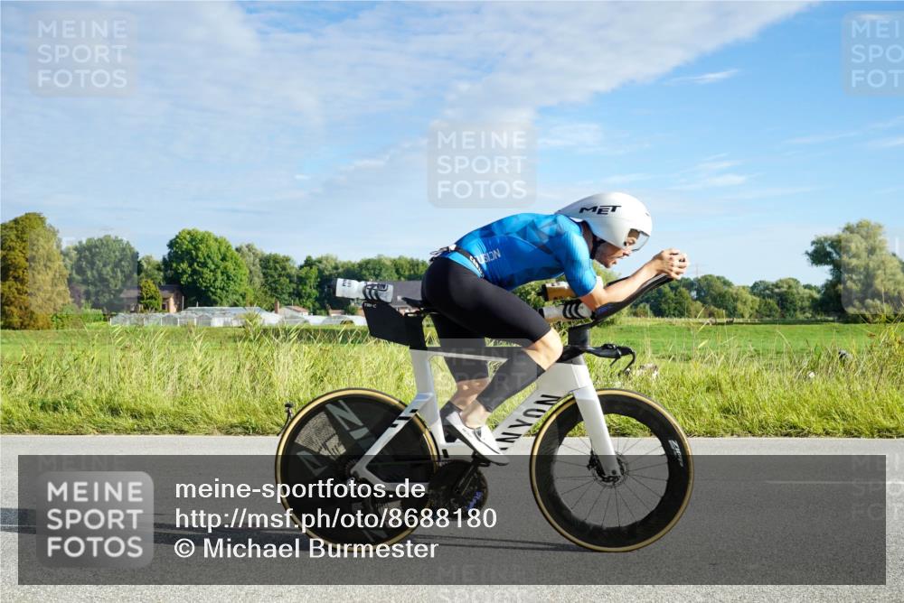 31.08.2025 - Elbe Triathlon Hamburg Michael Burmester http://msf.ph/oto/8688180 31.08.2025 08:50:28 Radfahren 186, 214, 223 meine-sportfotos.de