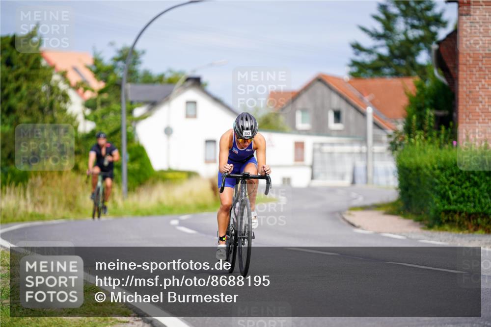 31.08.2025 - Elbe Triathlon Hamburg Michael Burmester http://msf.ph/oto/8688195 31.08.2025 15:37:47 Radfahren  meine-sportfotos.de