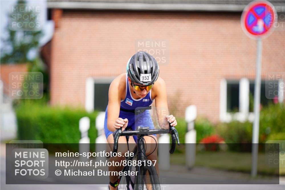31.08.2025 - Elbe Triathlon Hamburg Michael Burmester http://msf.ph/oto/8688197 31.08.2025 15:37:48 Radfahren  meine-sportfotos.de