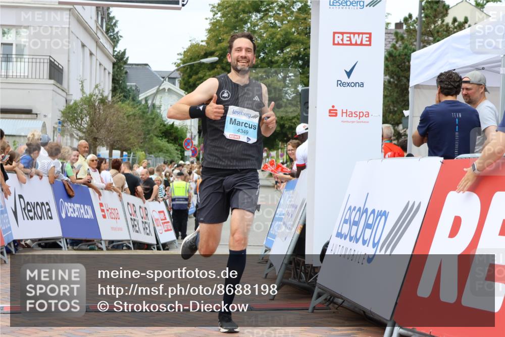 31.08.2025 - 21. Blankeneser Heldenlauf Strokosch-Dieckow http://msf.ph/oto/8688198 31.08.2025 11:55:09 Ziel 4349 meine-sportfotos.de