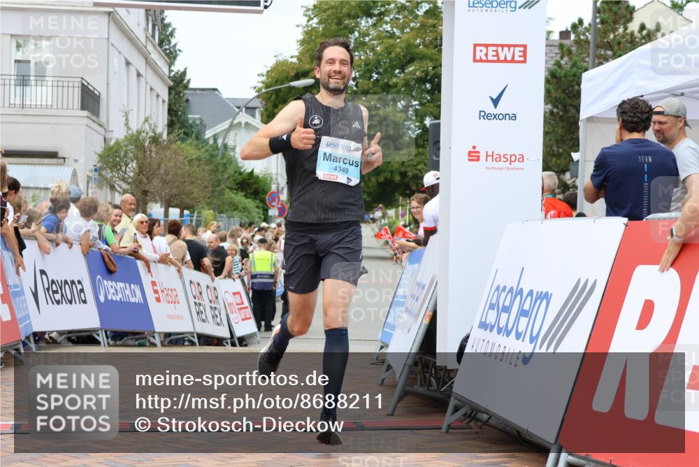 31.08.2025 - 21. Blankeneser Heldenlauf Strokosch-Dieckow http://msf.ph/oto/8688211 31.08.2025 11:55:09 Ziel 4349 meine-sportfotos.de