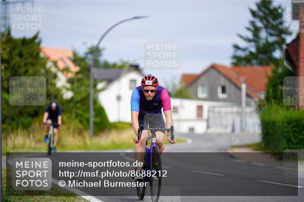 31.08.2025 - Elbe Triathlon Hamburg Michael Burmester http://msf.ph/oto/8688212 31.08.2025 15:38:29 Radfahren  meine-sportfotos.de