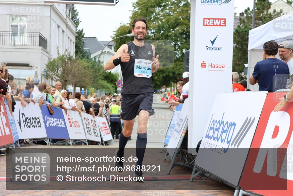 31.08.2025 - 21. Blankeneser Heldenlauf Strokosch-Dieckow http://msf.ph/oto/8688221 31.08.2025 11:55:09 Ziel 4349 meine-sportfotos.de