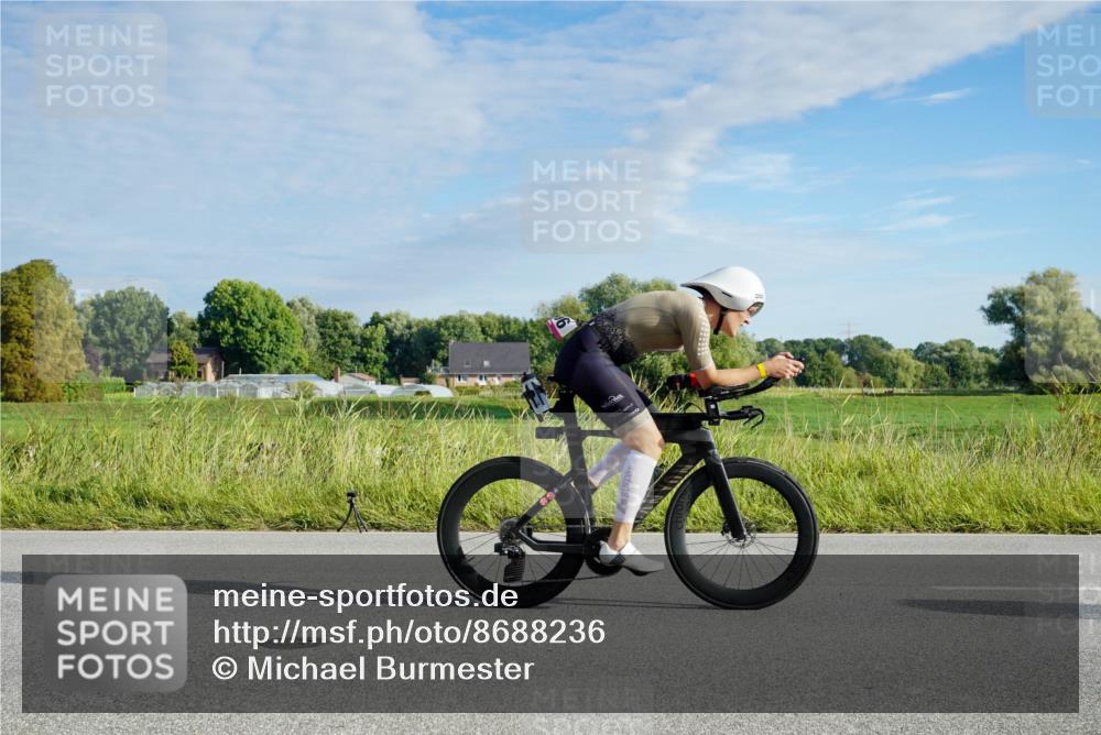 31.08.2025 - Elbe Triathlon Hamburg Michael Burmester http://msf.ph/oto/8688236 31.08.2025 08:53:29 Radfahren 189, 196, 219, 225, 272, 314, 340, 344, 381 meine-sportfotos.de