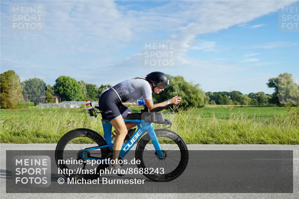 31.08.2025 - Elbe Triathlon Hamburg Michael Burmester http://msf.ph/oto/8688243 31.08.2025 08:53:33 Radfahren 219, 270, 272, 340, 344 meine-sportfotos.de