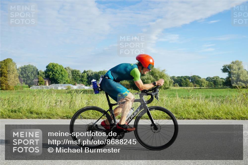 31.08.2025 - Elbe Triathlon Hamburg Michael Burmester http://msf.ph/oto/8688245 31.08.2025 08:53:36 Radfahren 219, 270, 272, 283, 340 meine-sportfotos.de